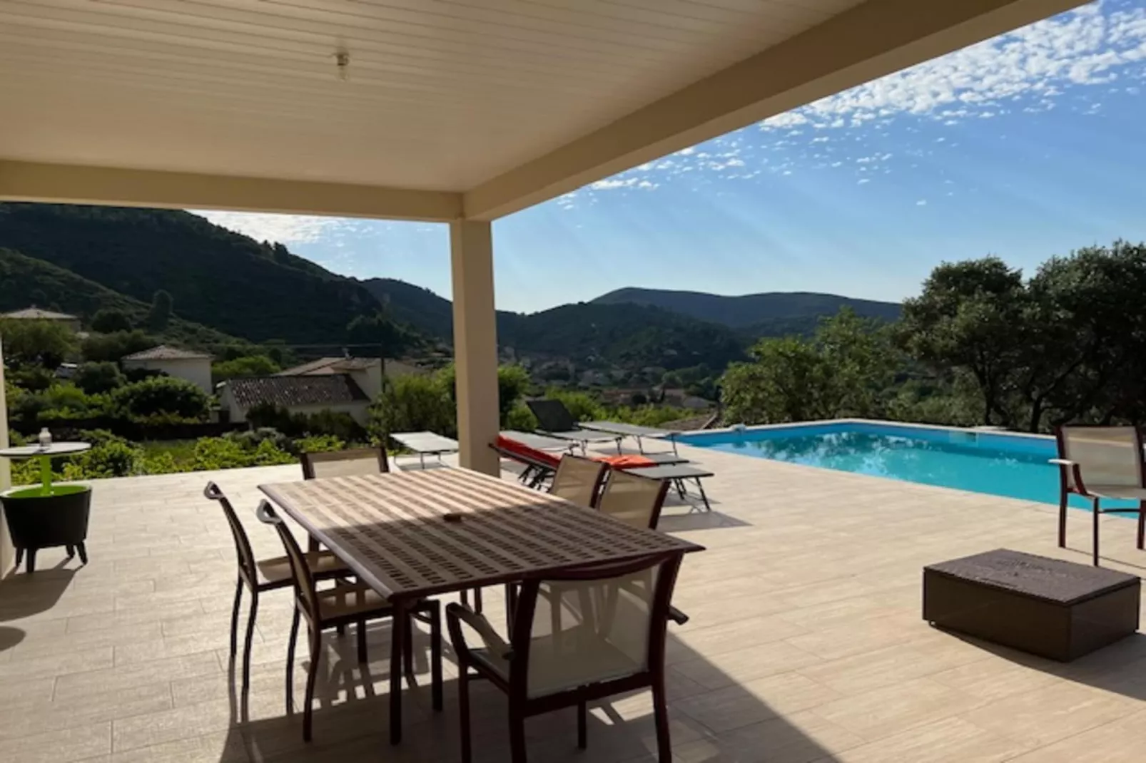L'Esquirol-Terrace balcony