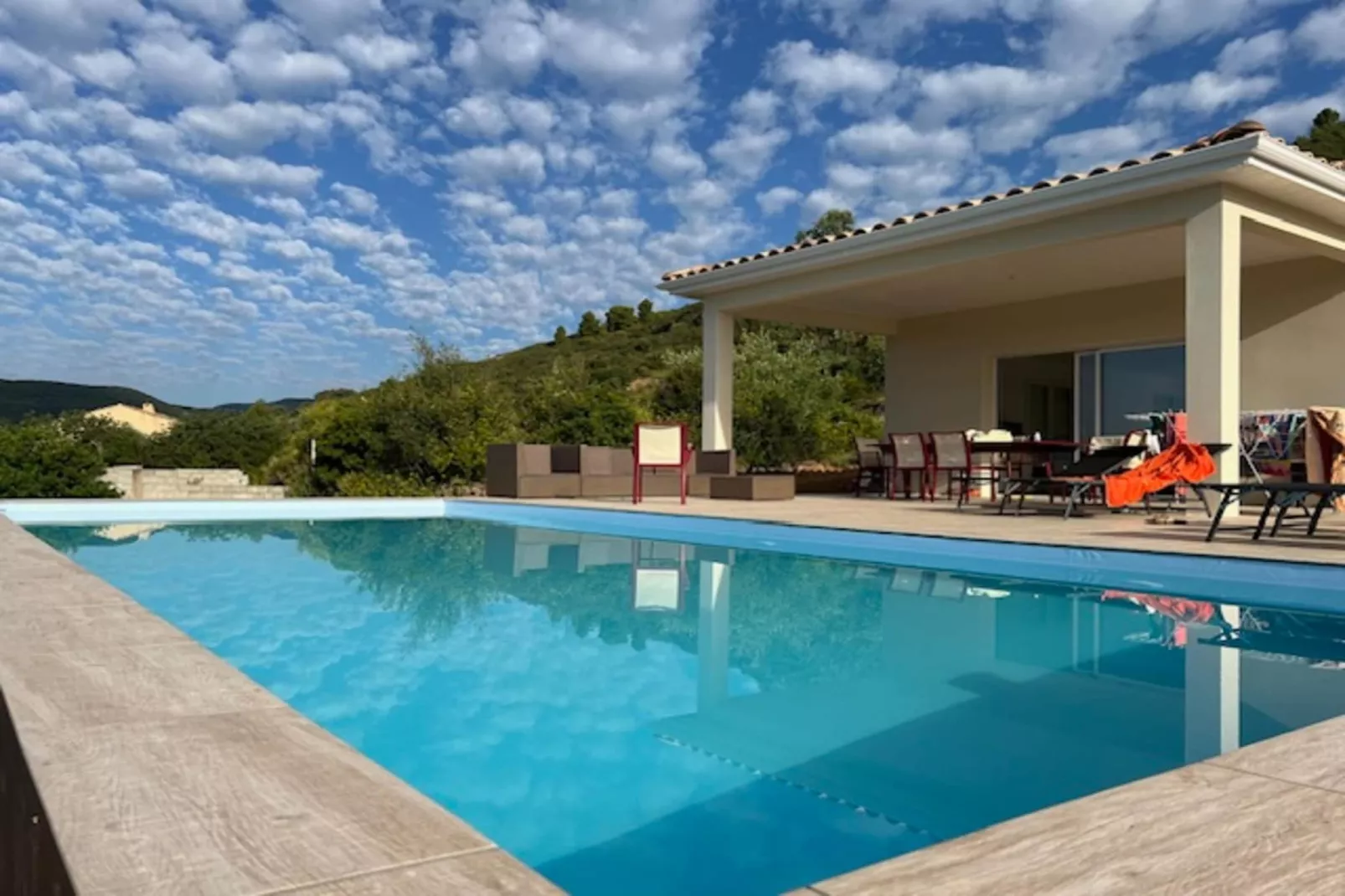 L'Esquirol-Pool