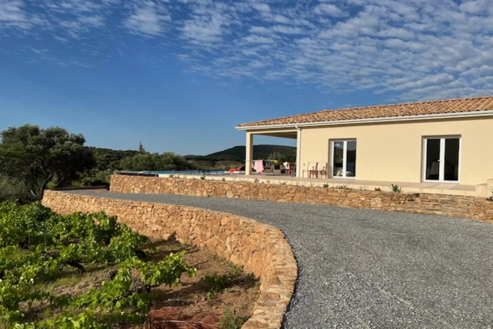 L'Esquirol-Reception hall
