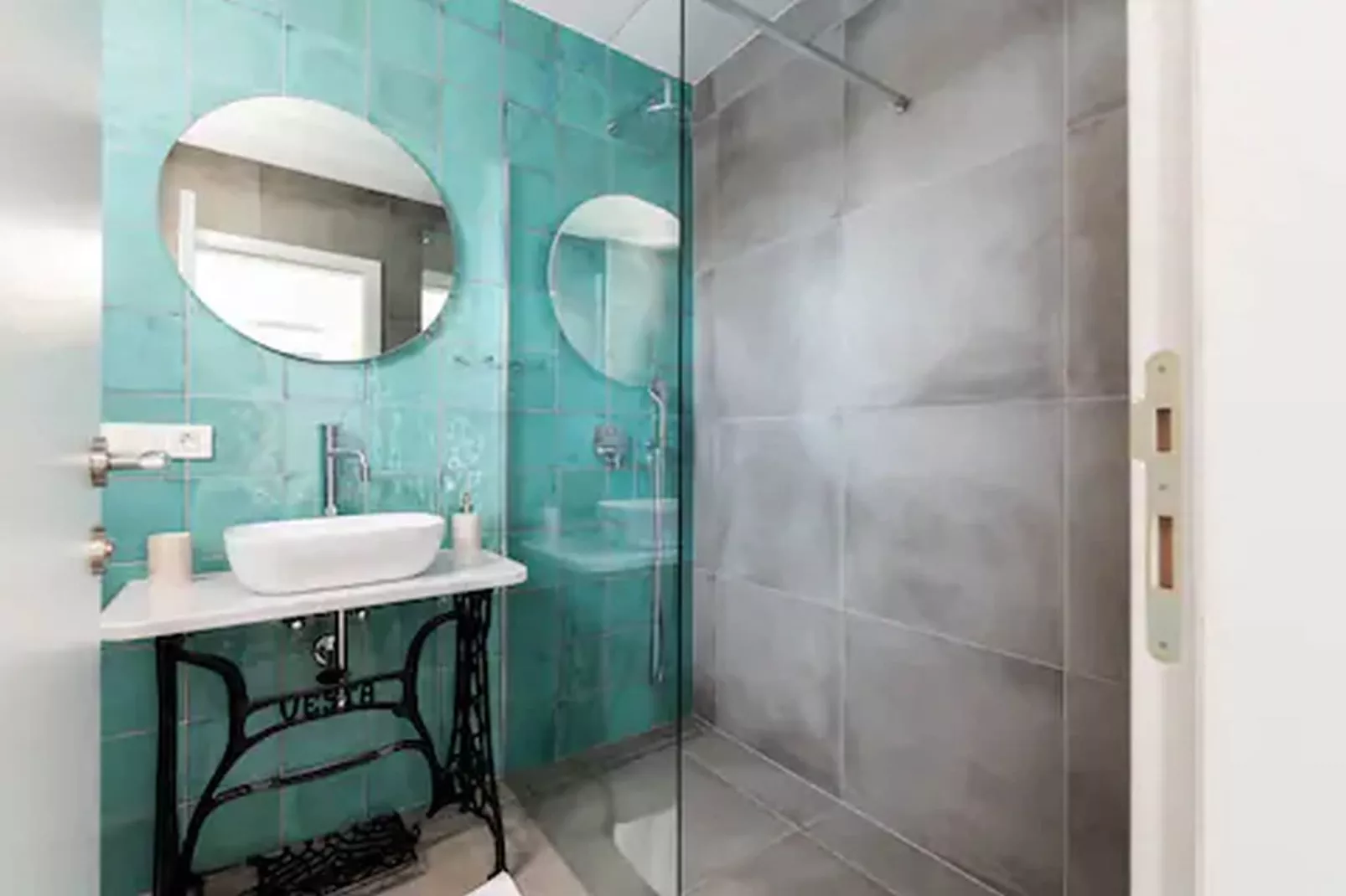 Mamma mia luxury rooms - Double Room with Sea View (Relaxing beachfront paradise) - 2-Bathroom