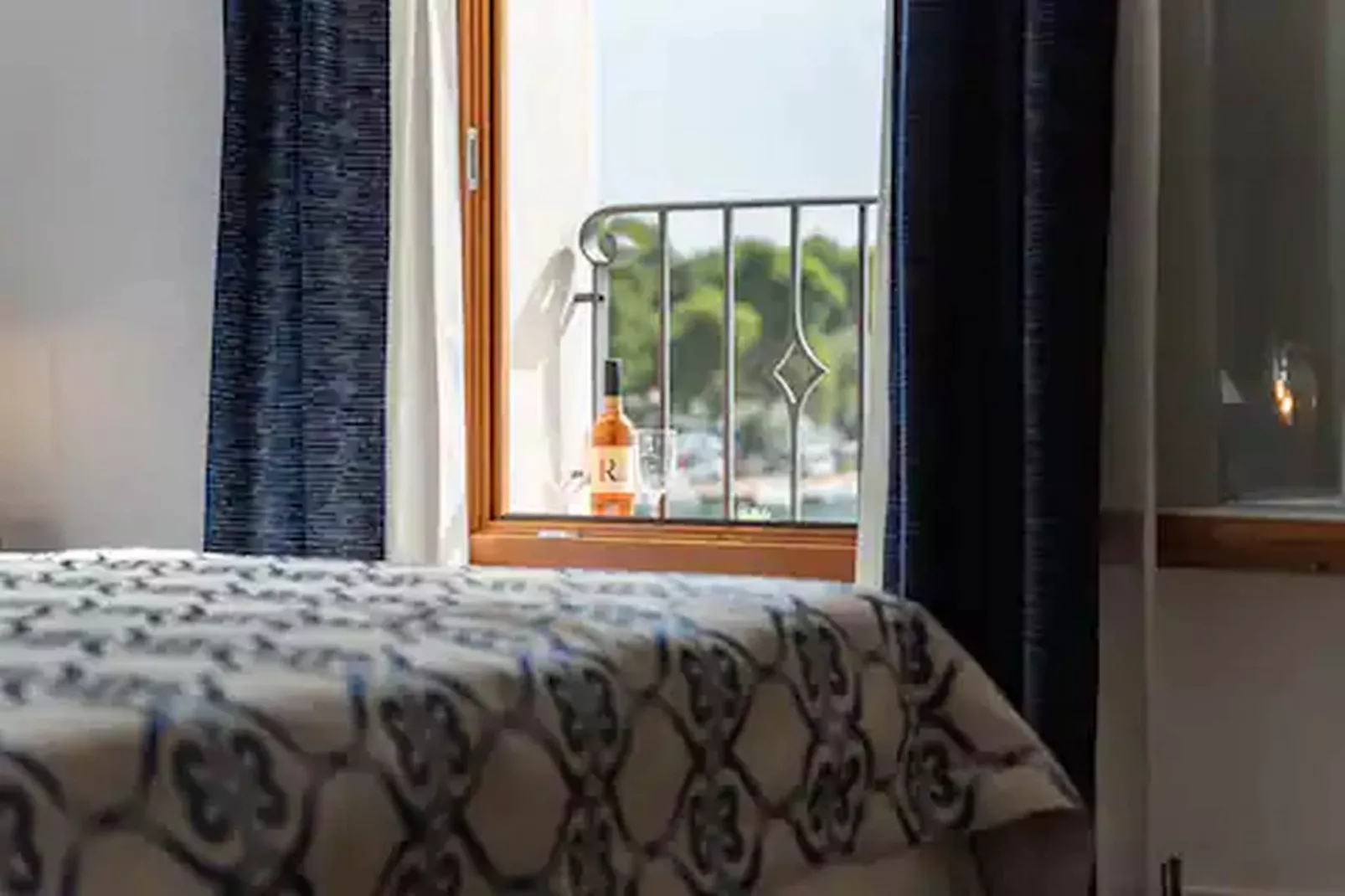 Mamma mia luxury rooms - Luxury  Double Room with Sea View (Gorgeous beachfront room) - 3-Bedroom