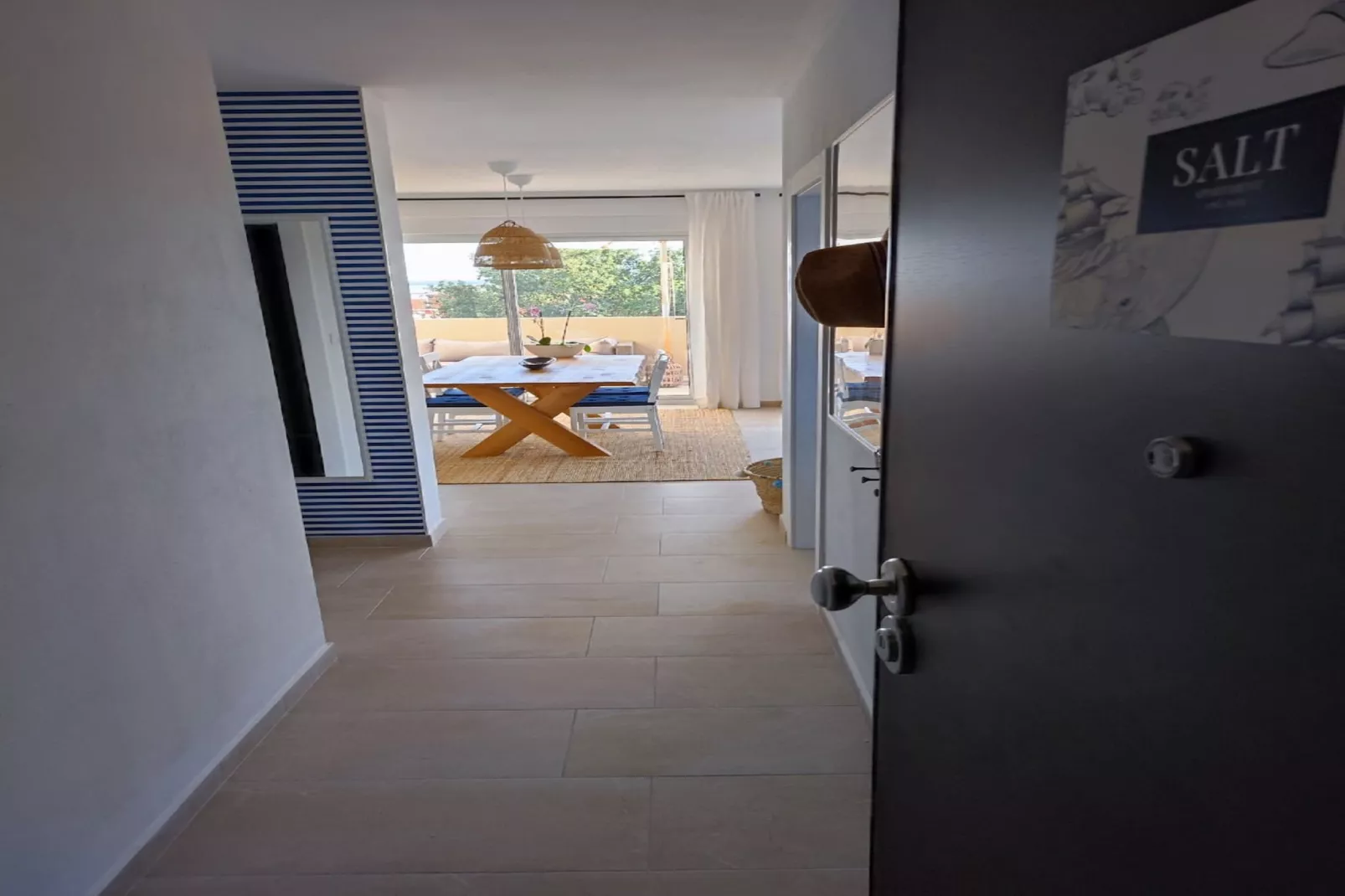 SALT Apartment - One Bedroom Apartment with Terrace and Sea View-Living room