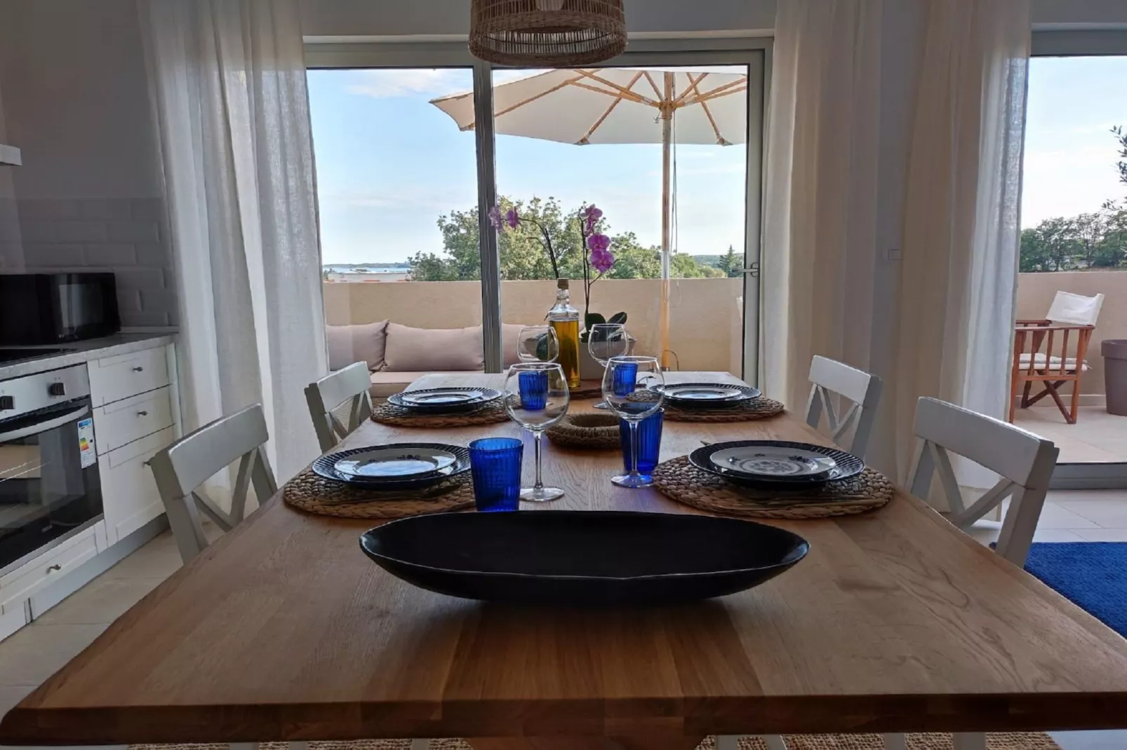 SALT Apartment - One Bedroom Apartment with Terrace and Sea View-Living room