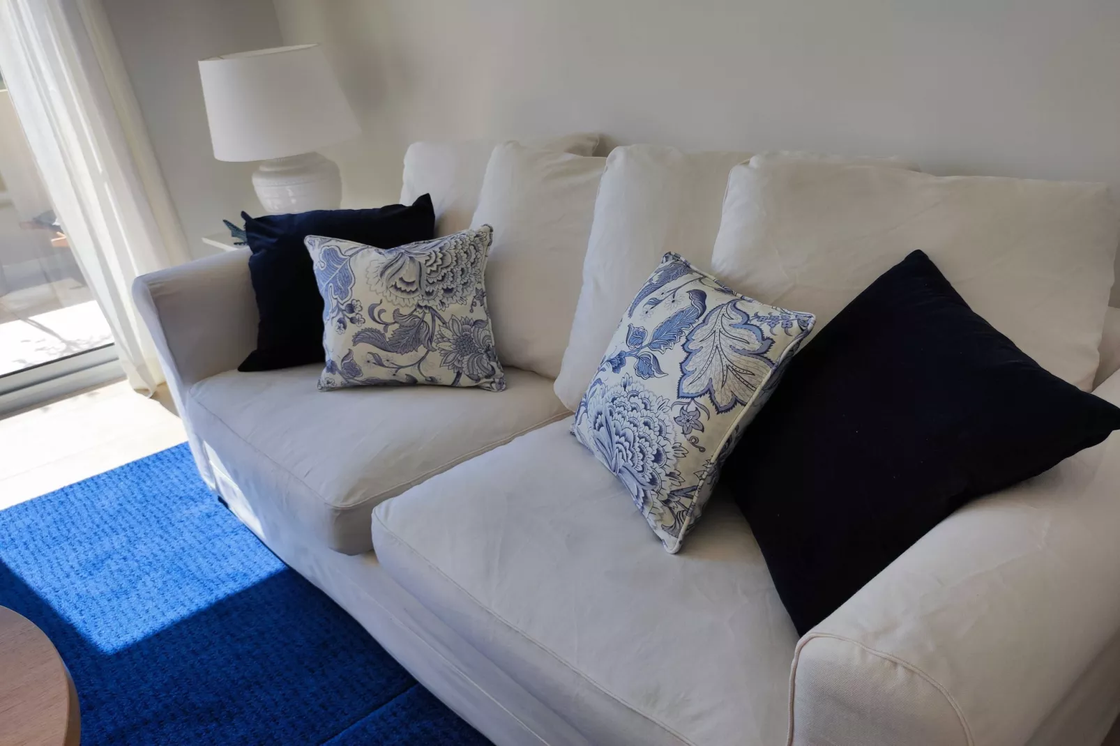 SALT Apartment - One Bedroom Apartment with Terrace and Sea View-Living room