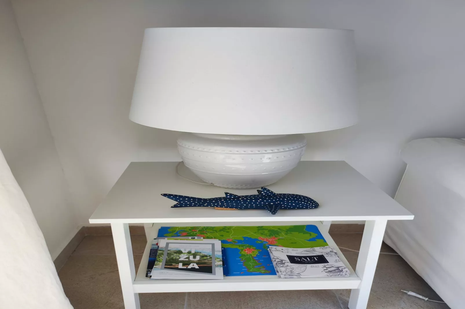 SALT Apartment - One Bedroom Apartment with Terrace and Sea View-Living room