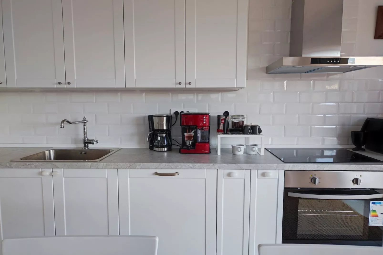 SALT Apartment - One Bedroom Apartment with Terrace and Sea View-Kitchen