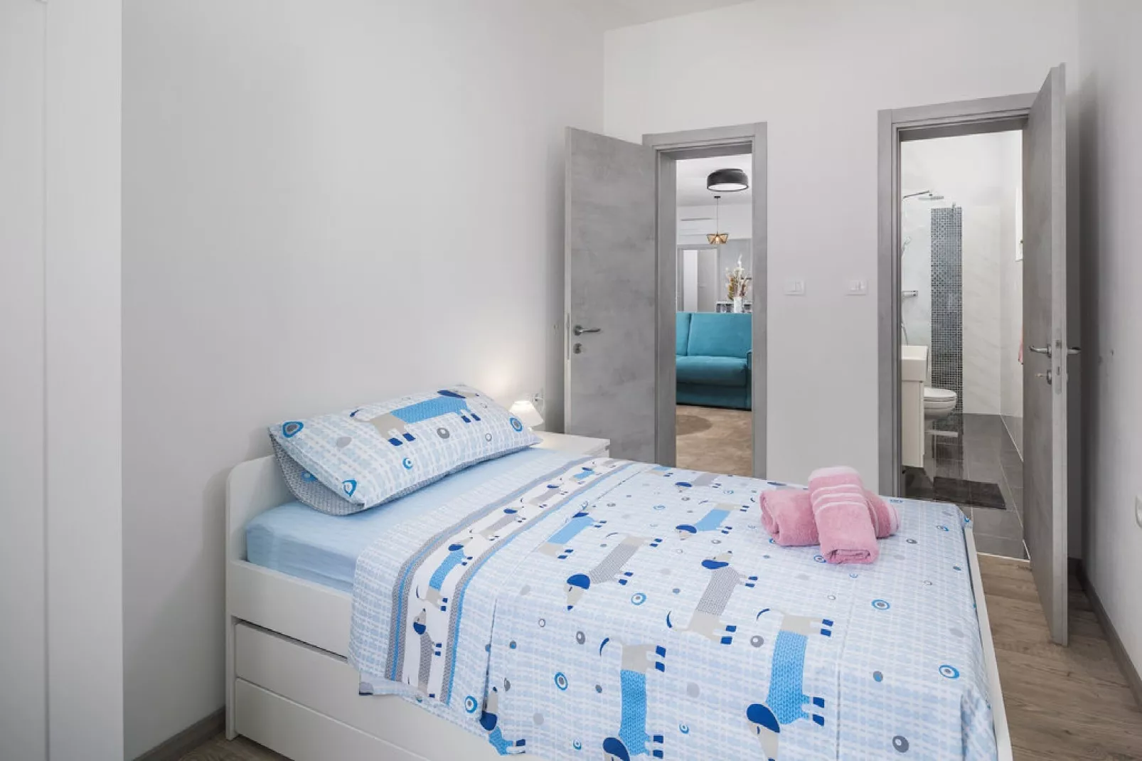 Villa Tomicich - Three Bedroom Villa with Swimming Pool-Bedroom