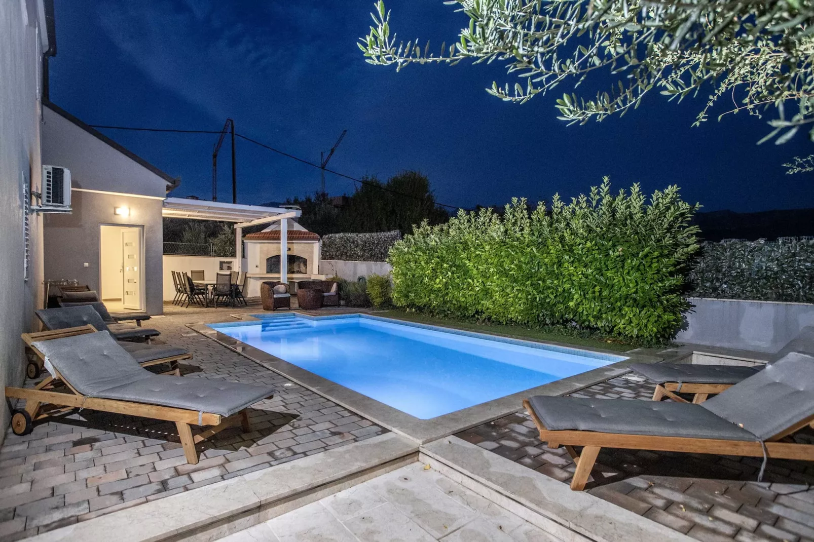Apartment Villa Andelka- Three Bedroom Apartment with Swimming Pool-Terrasse