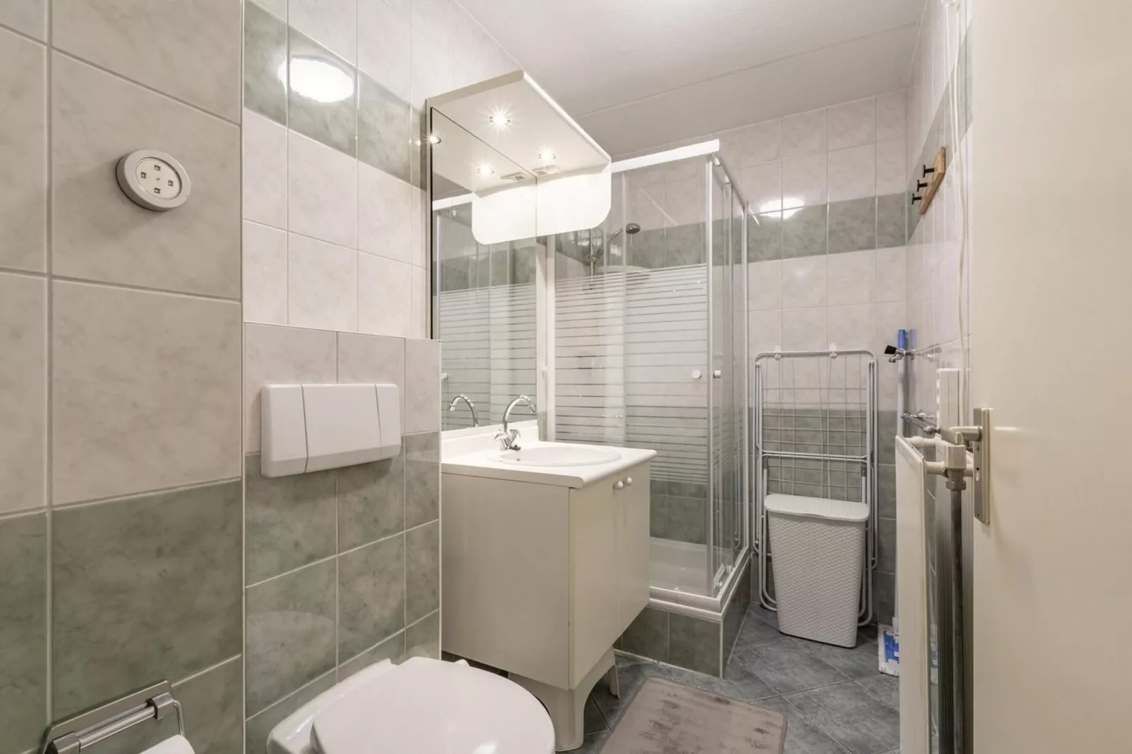 Strandslag 217-Bathroom