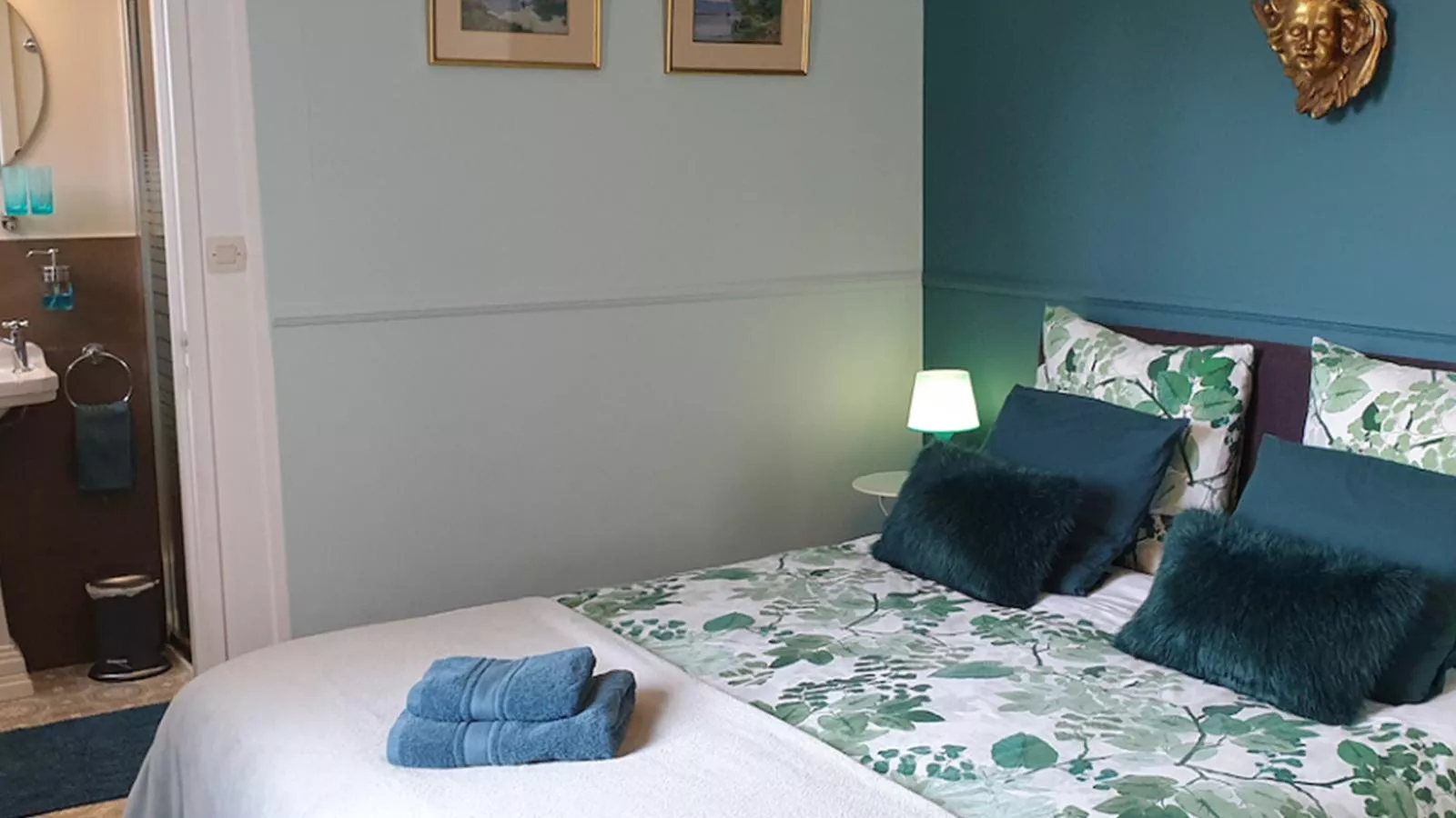 Gîtes de La Maison du Bonnesheur-Bedroom