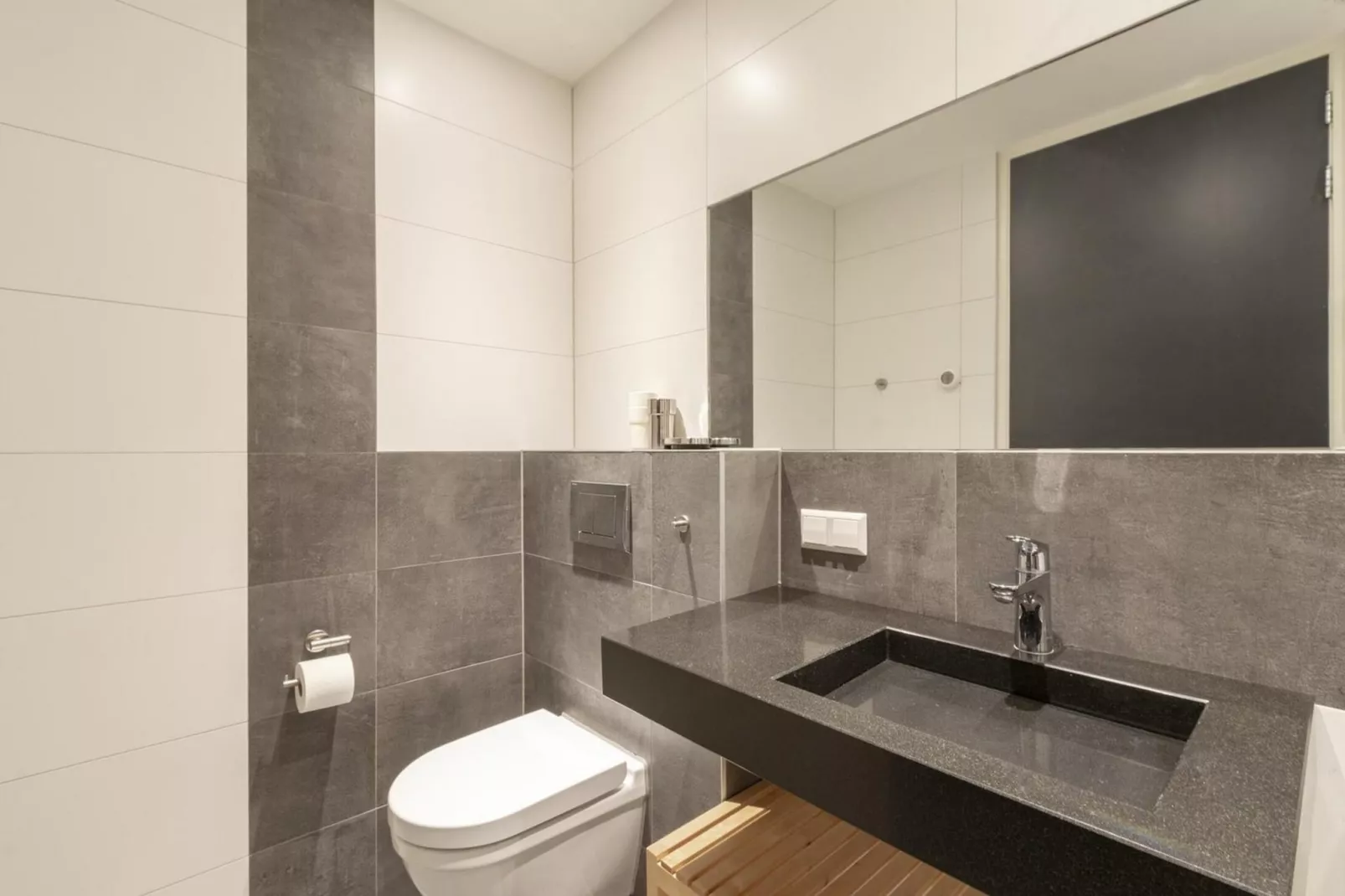 Suite Uitwaayer-Bathroom
