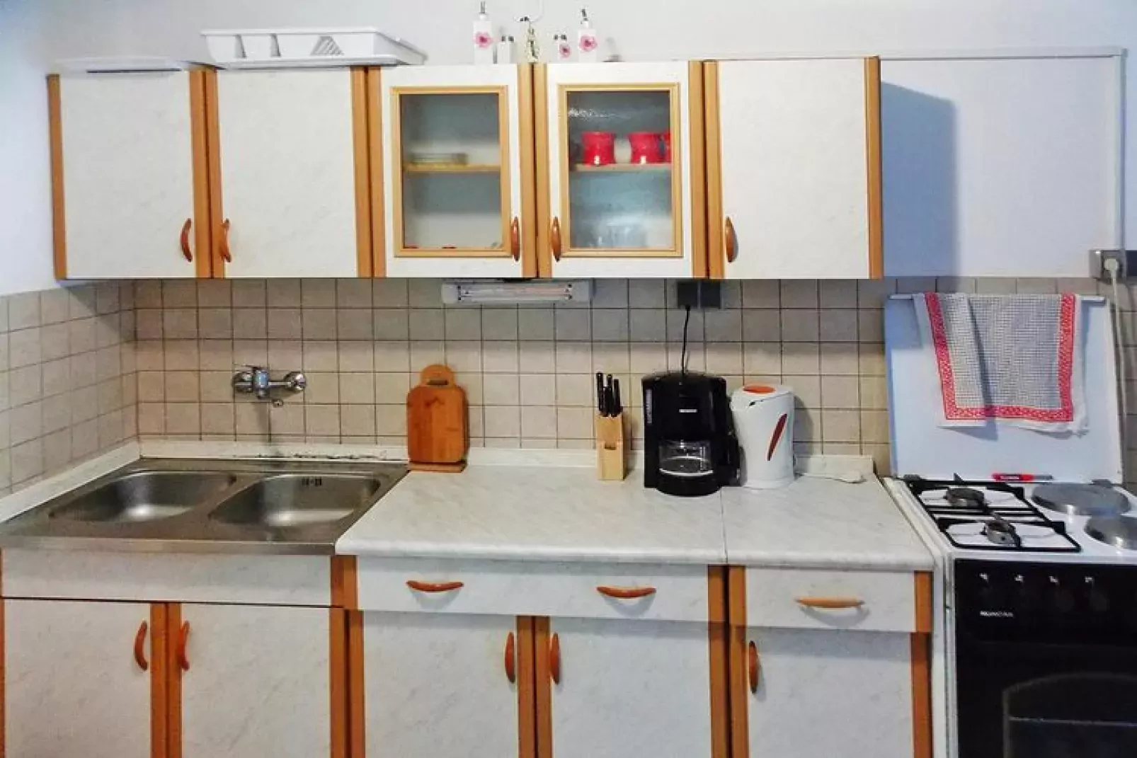 Fortune apartments, Vir-A6+2-Kitchen