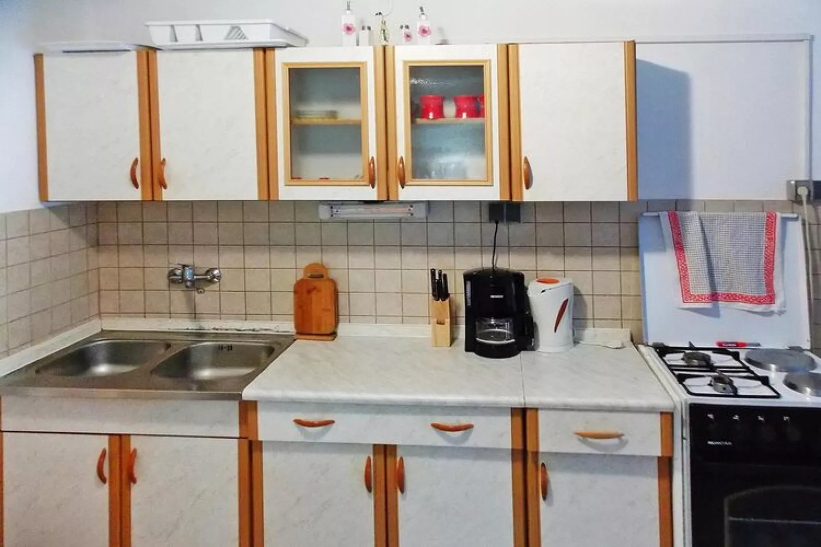 Fortune apartments, Vir-A2 Studio-Kitchen