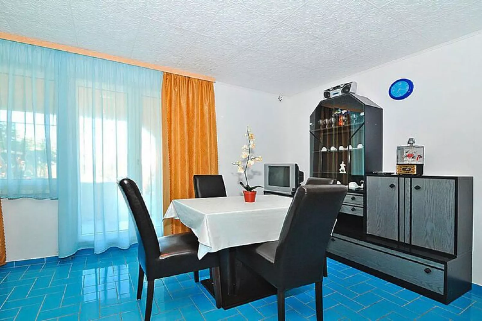 Fortune apartments, Vir-A2 Studio-Living room