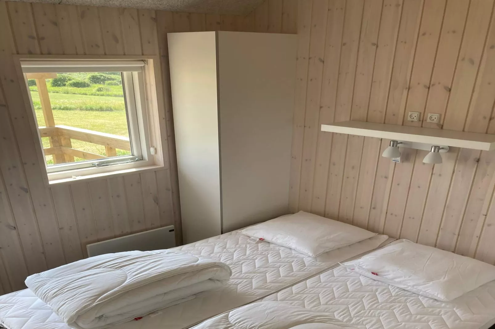 Pretty cabin in camping resort-Indoor