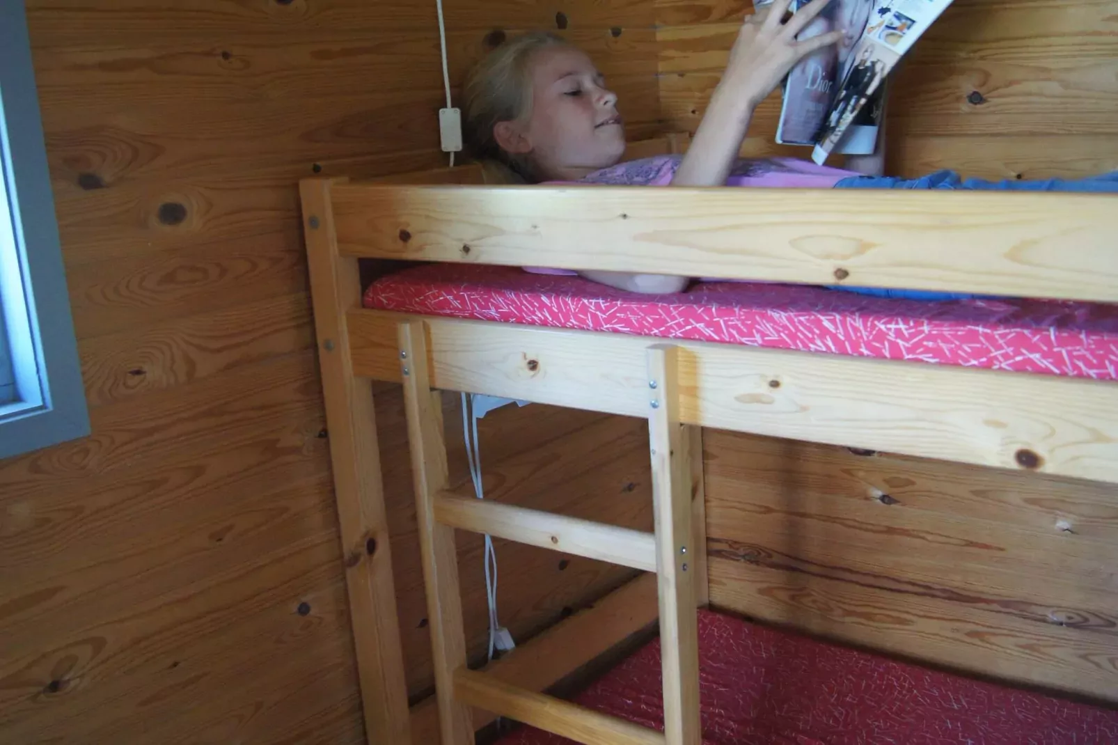 Pretty cabin in camping resort-Indoor