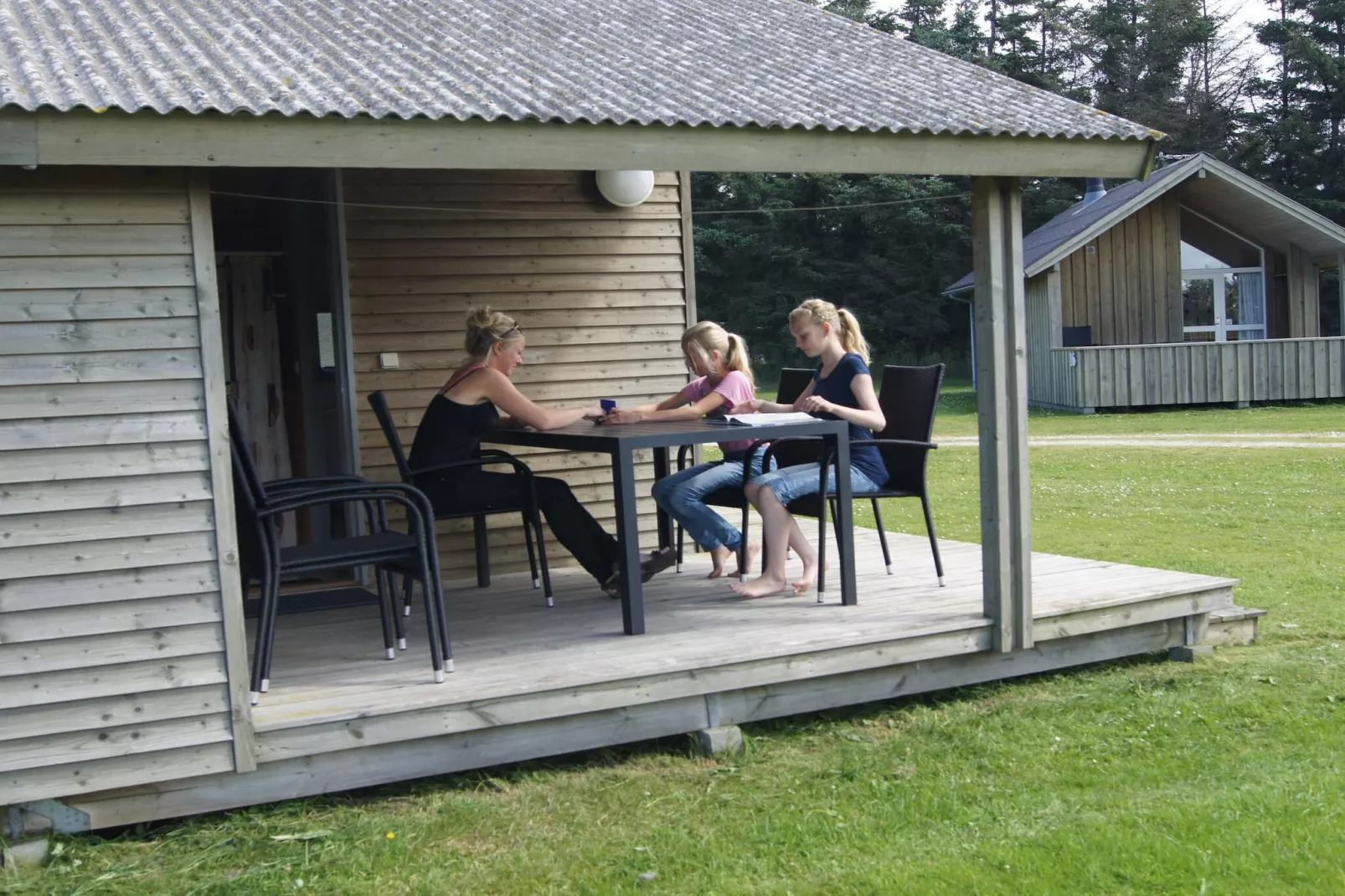 Cozy cabin in camping resort-Outdoor