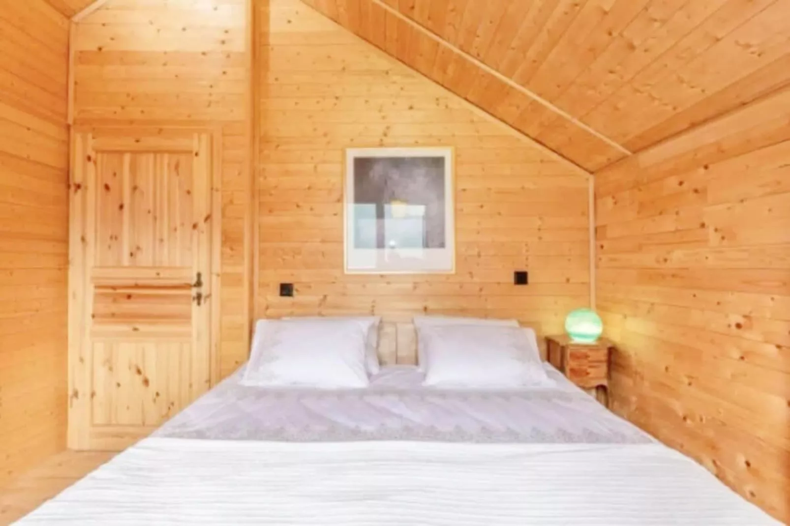 Alps Chalet for Big Group with Sauna & Yoga Terrace-Bedroom