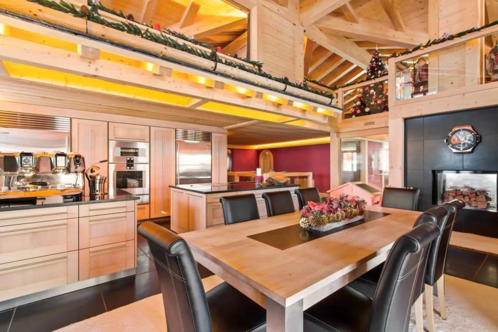 Beautiful Modern Chalet in the Gstaad Region-Dining room