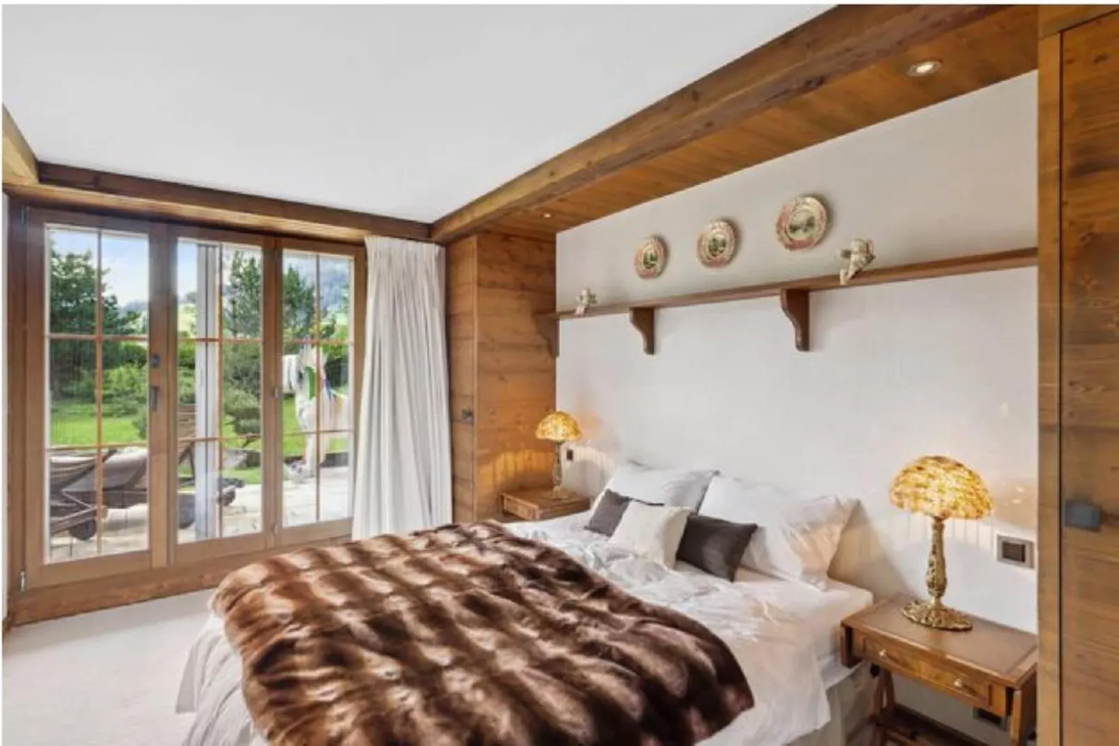 7-bedroom Chalet Private Pool and Stunning Views-Bedroom