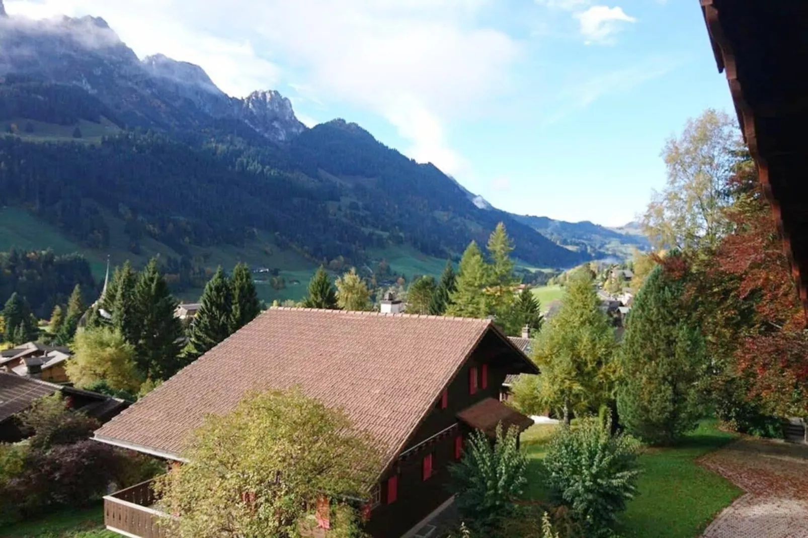 Cute Chalet with Breathtaking Views-View summer