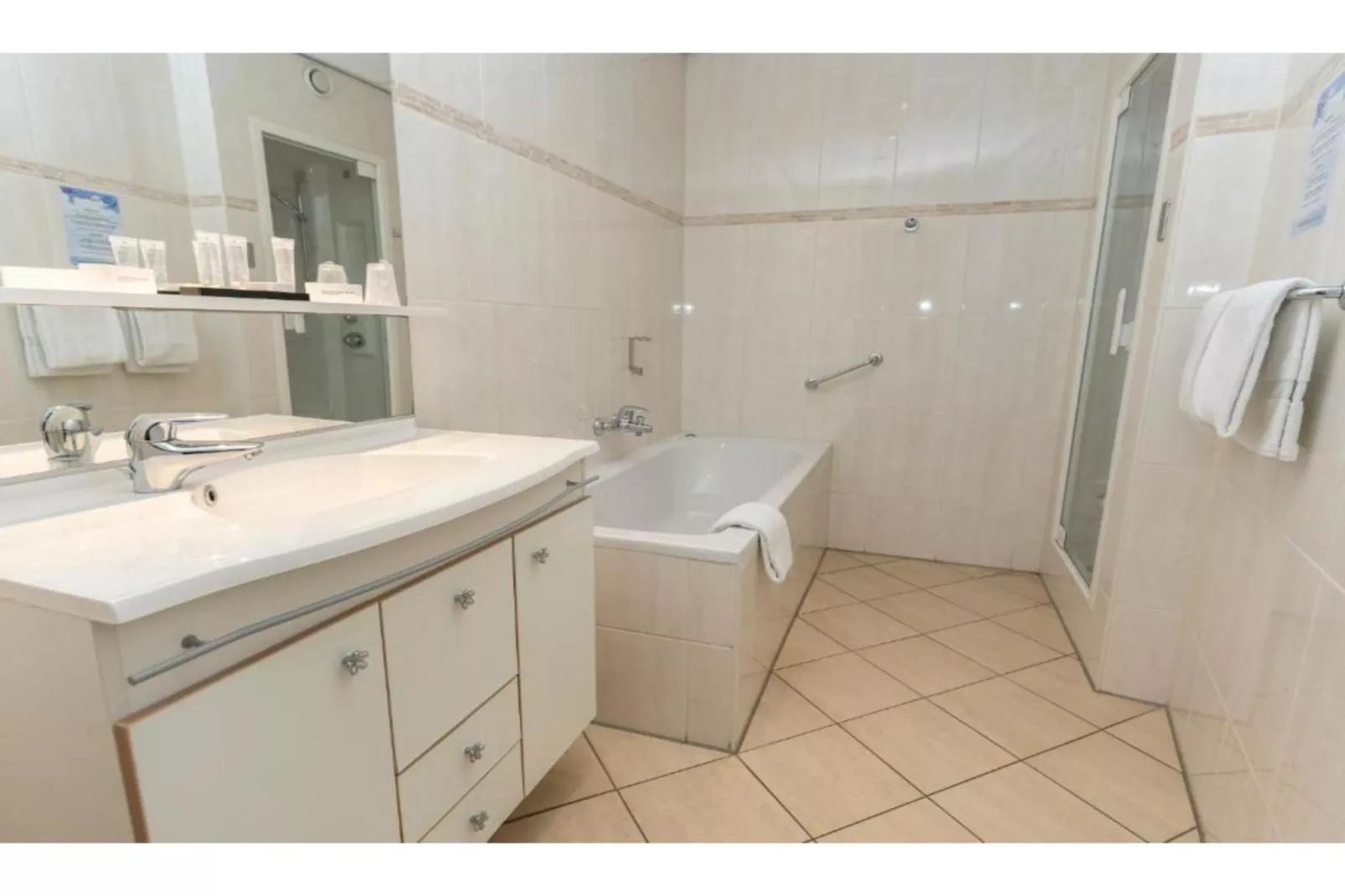 De Vlijt - First class B-Bathroom