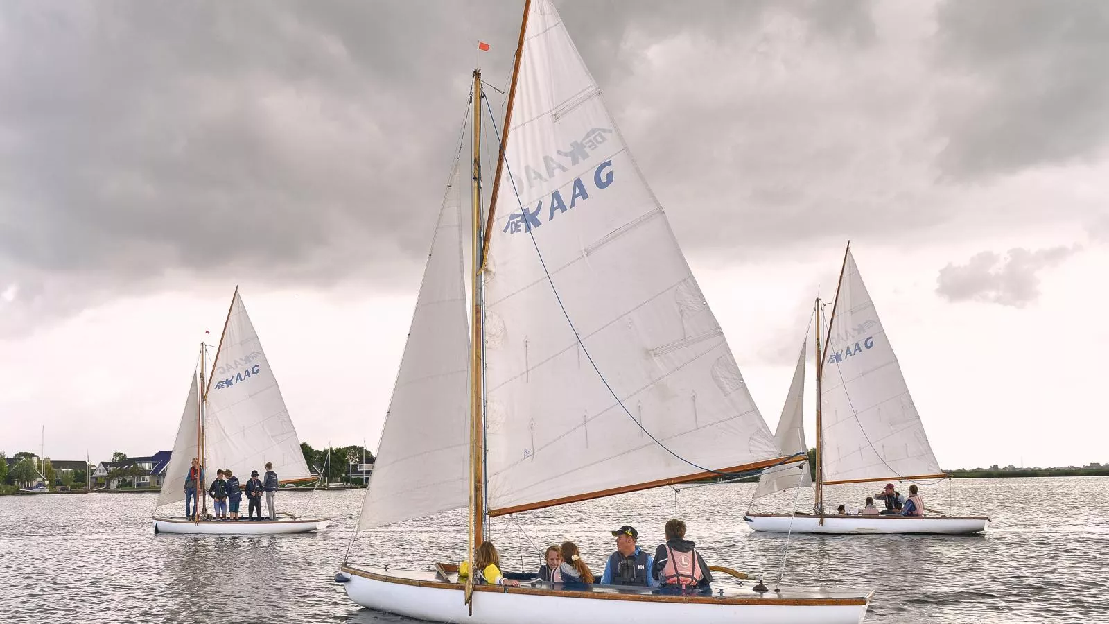 De Kaag Watersport Groepsaccommodatie - 80 pers-Areas summer 1km