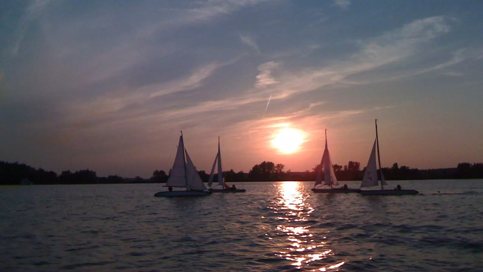 De Kaag Watersport Groepsaccommodatie - 80 pers-Areas summer 1km