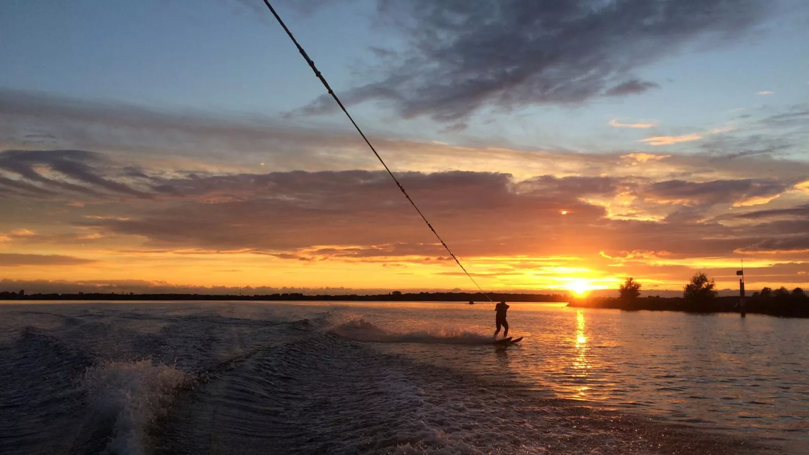 De Kaag Watersport Groepsaccommodatie - 80 pers-Areas summer 1km