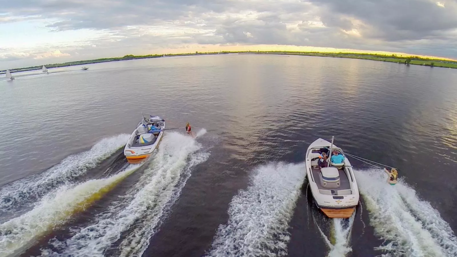 De Kaag Watersport Groepsaccommodatie - 50 pers-Areas summer 1km