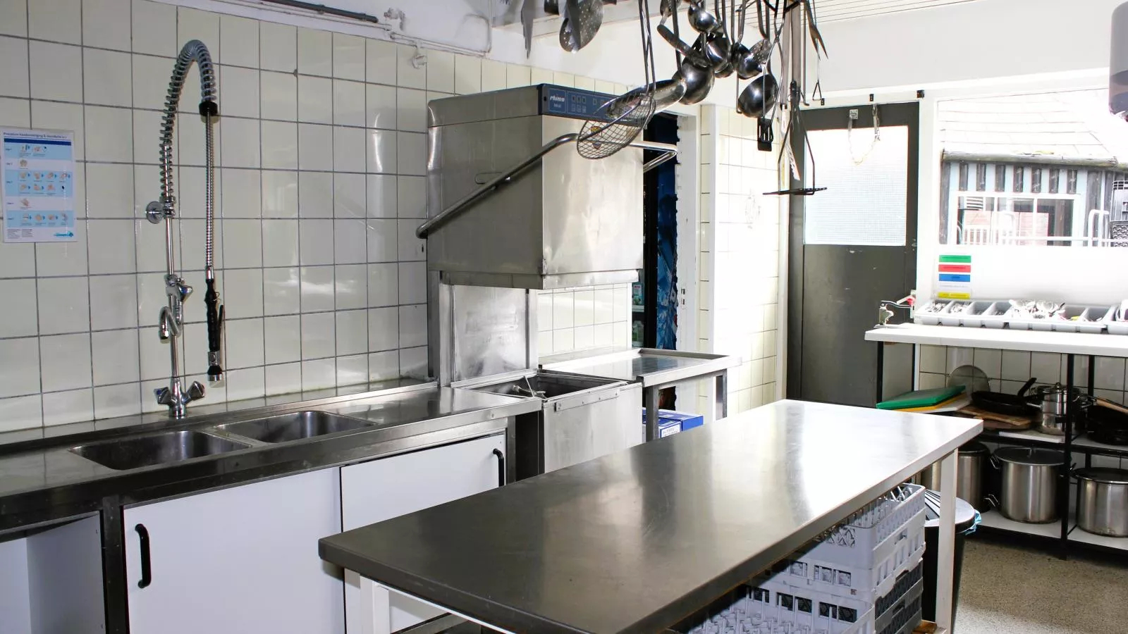 De Kaag Watersport Groepsaccommodatie - 50 pers-Kitchen