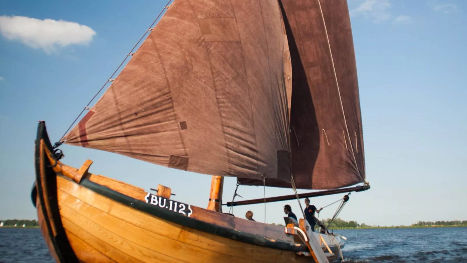 De Kaag Watersport Groepsaccommodatie - 50 pers-Areas summer 1km