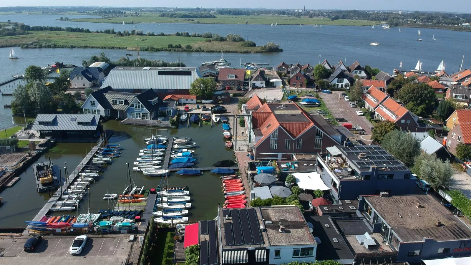 De Kaag Watersport Groepsaccommodatie - 50 pers-Outdoor