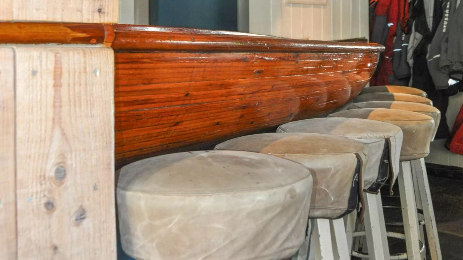 De Kaag Watersport Groepsaccommodatie - 30 pers-Living room