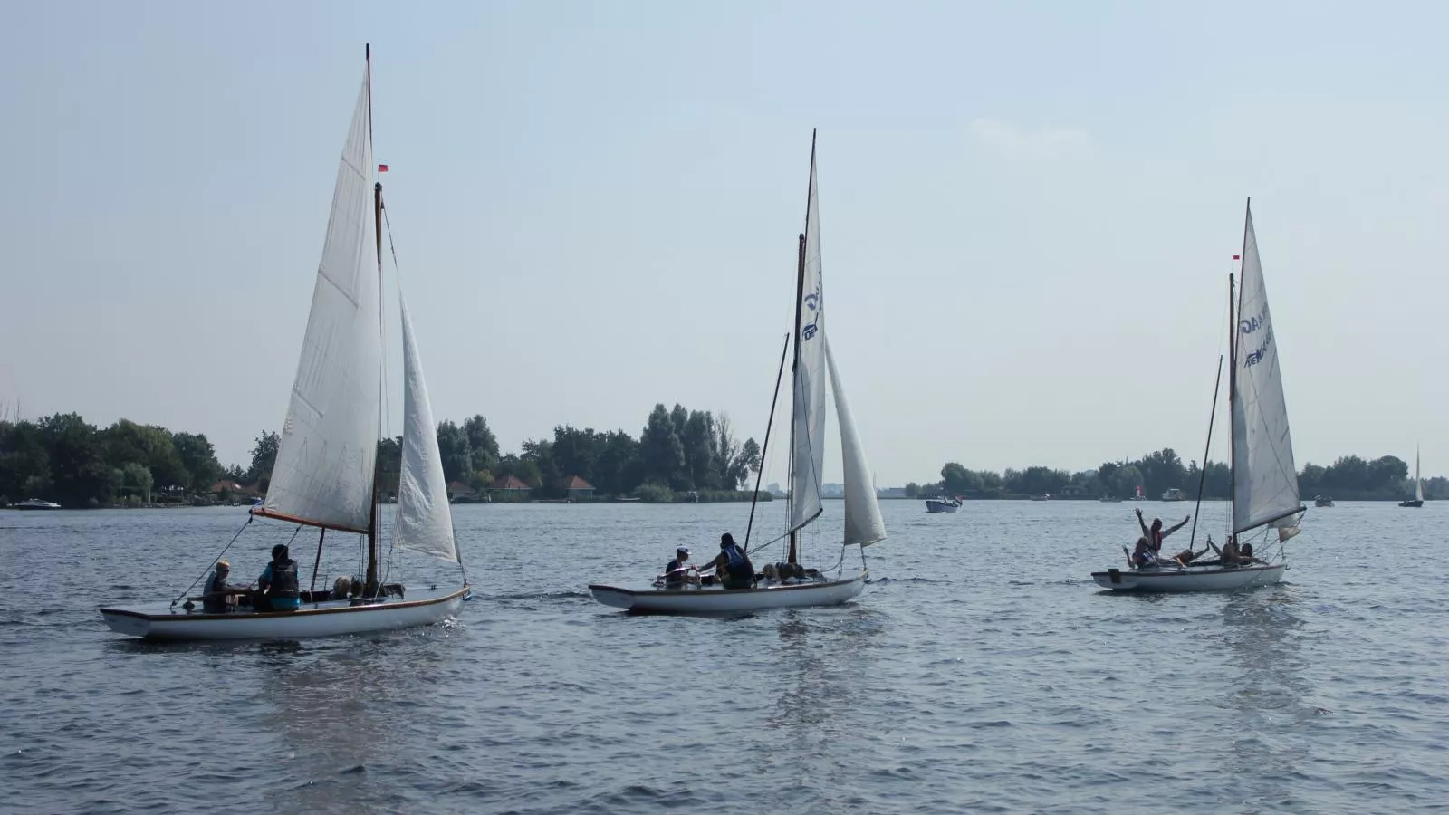 De Kaag Watersport Groepsaccommodatie - 30 pers-Areas summer 1km