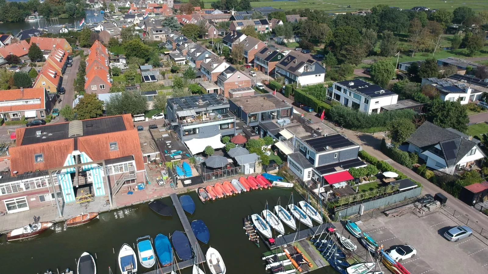 De Kaag Watersport Groepsaccommodatie - 30 pers-Exterior summer