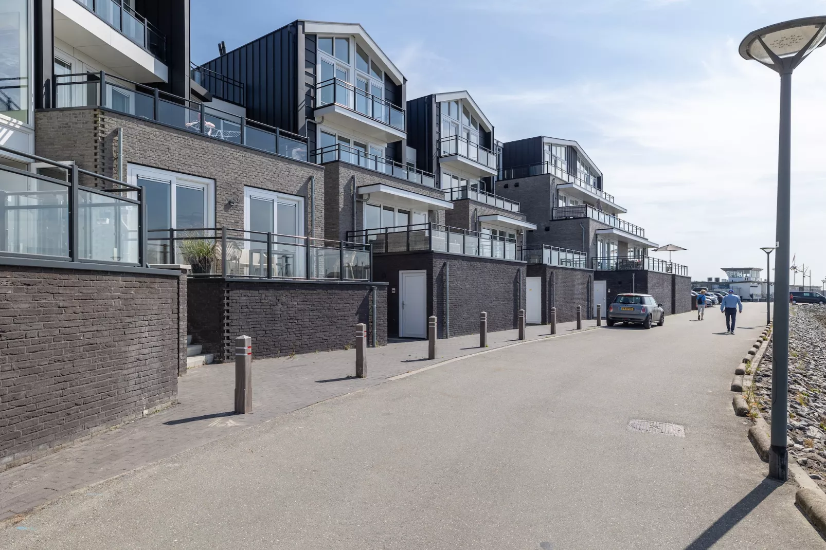 Luxe appartement Vista Maris 'Laguna Beach House' - Havenweg 8-32  Sint-Annaland Oosterschelde-Exterior summer