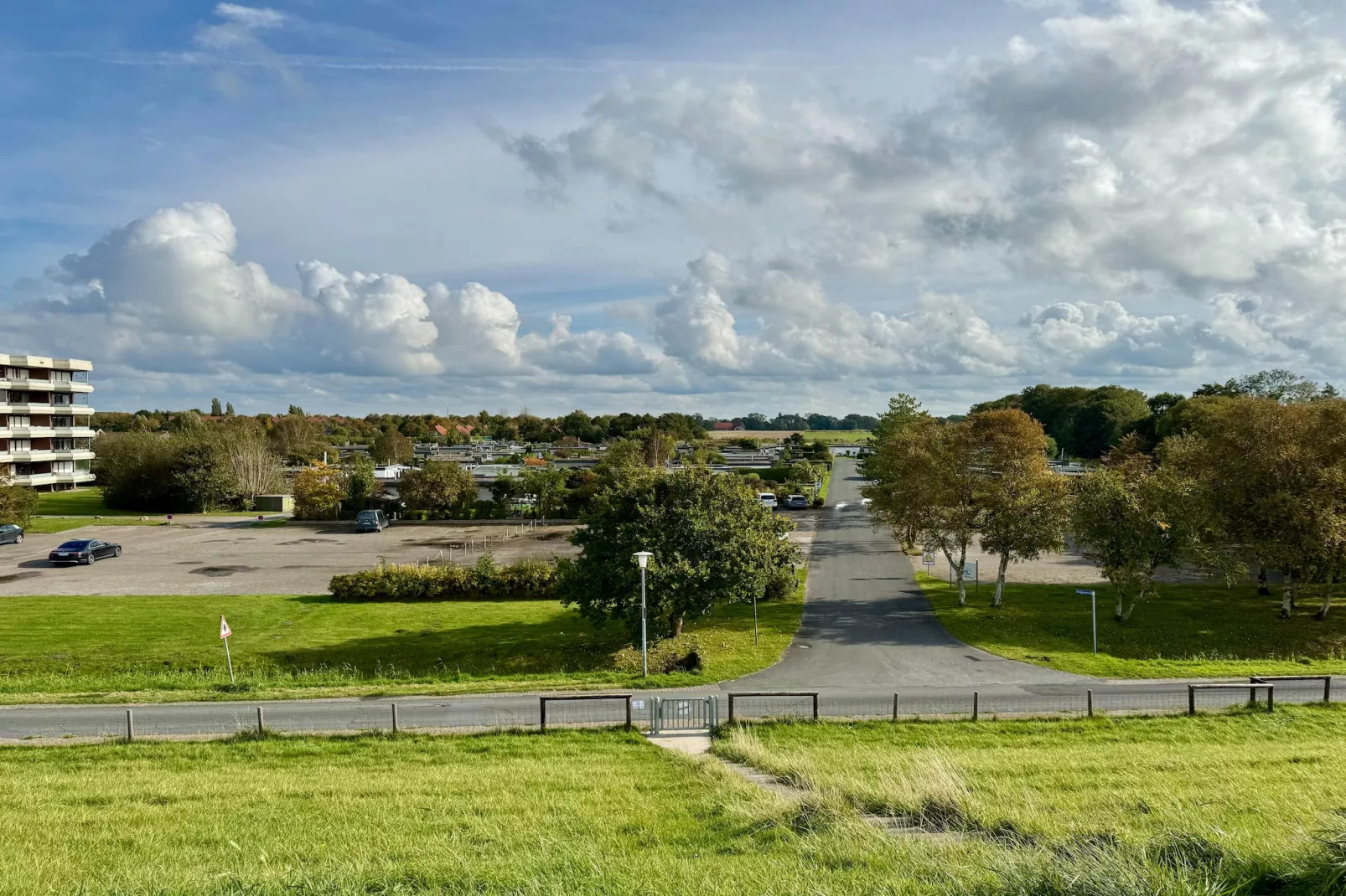 Friesenkoje Tossens-Areas summer 1km