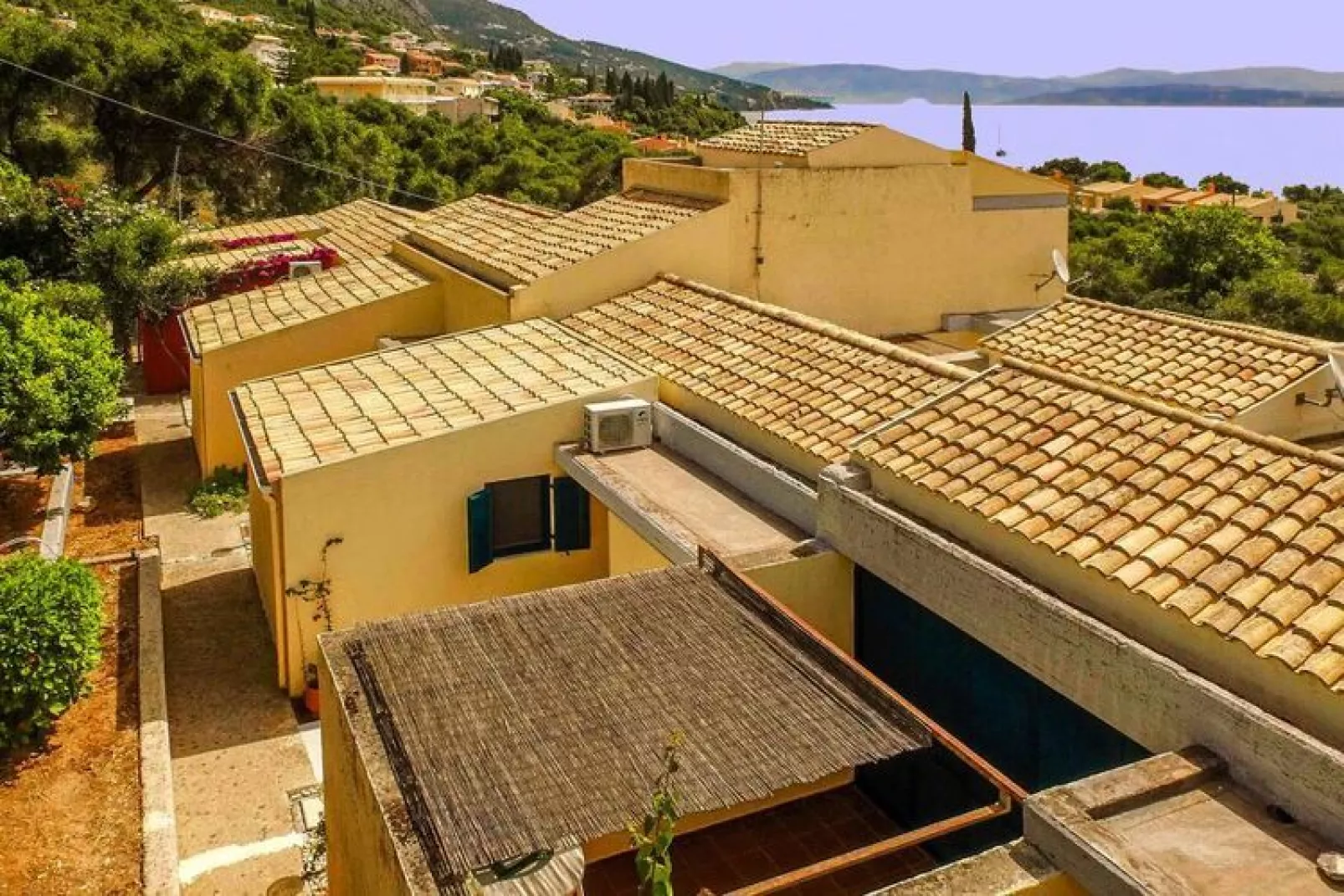 Apartments Manto, Barbati-Studio, ground floor-Exterior summer