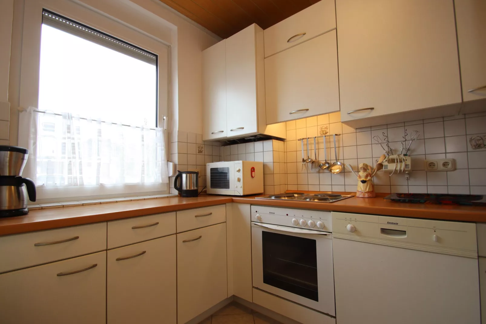 Ferienbungalow in Dornumersiel-Kitchen