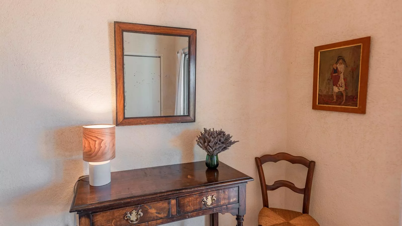 La porteuse deau-Indoor