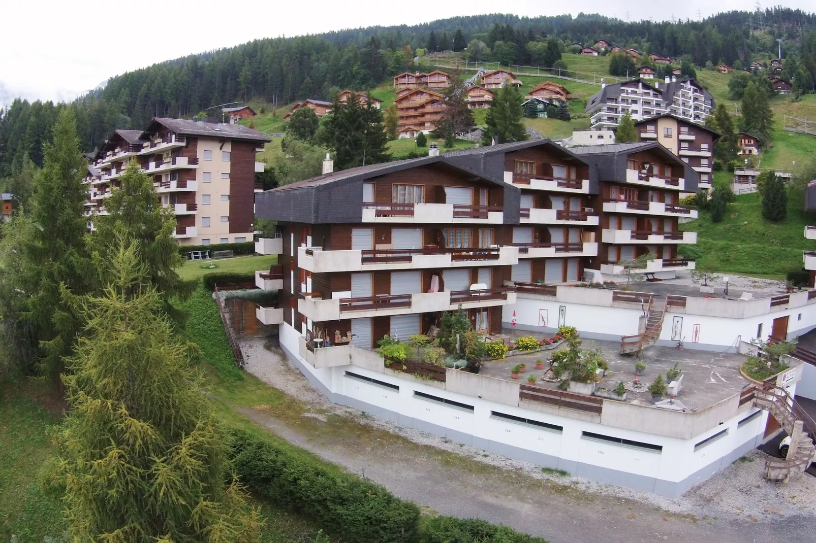 Apartment Bellevue-Außenbereich Sommer
