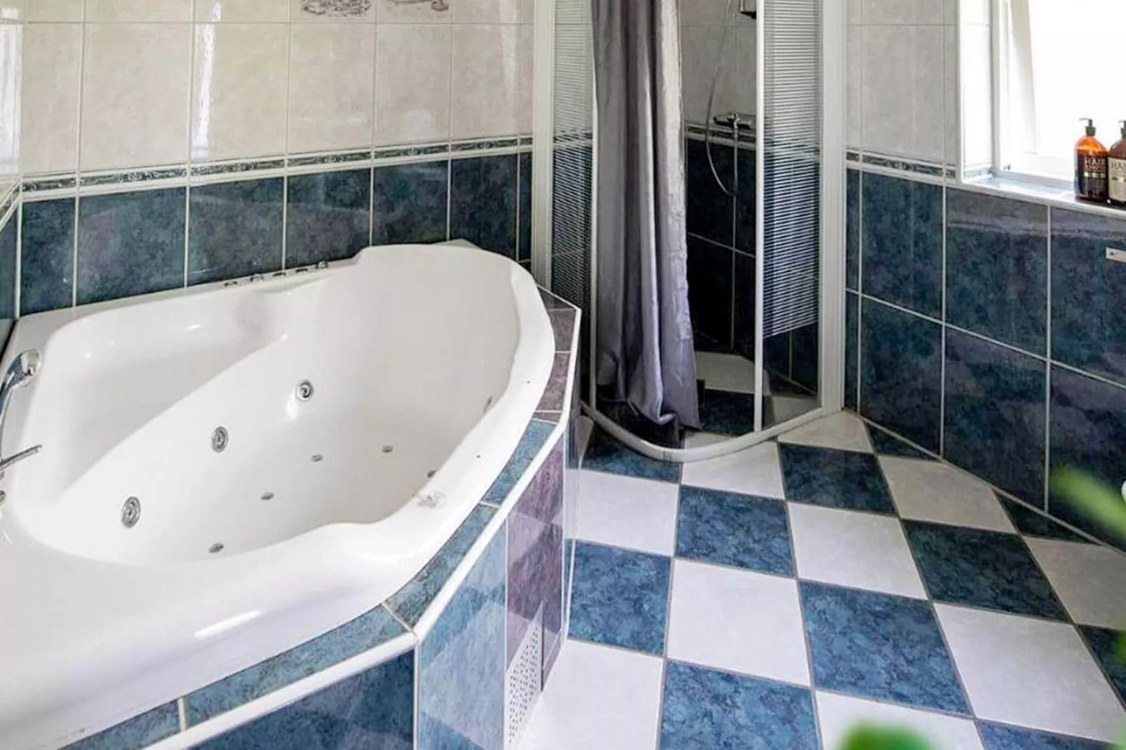 4-Star Room with Free Breakfast and Spa Bath-Indoor