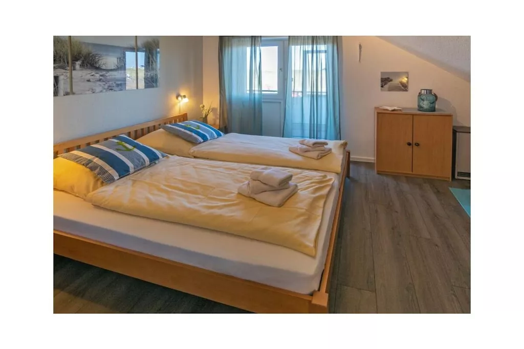 383459-Nicht getaggt