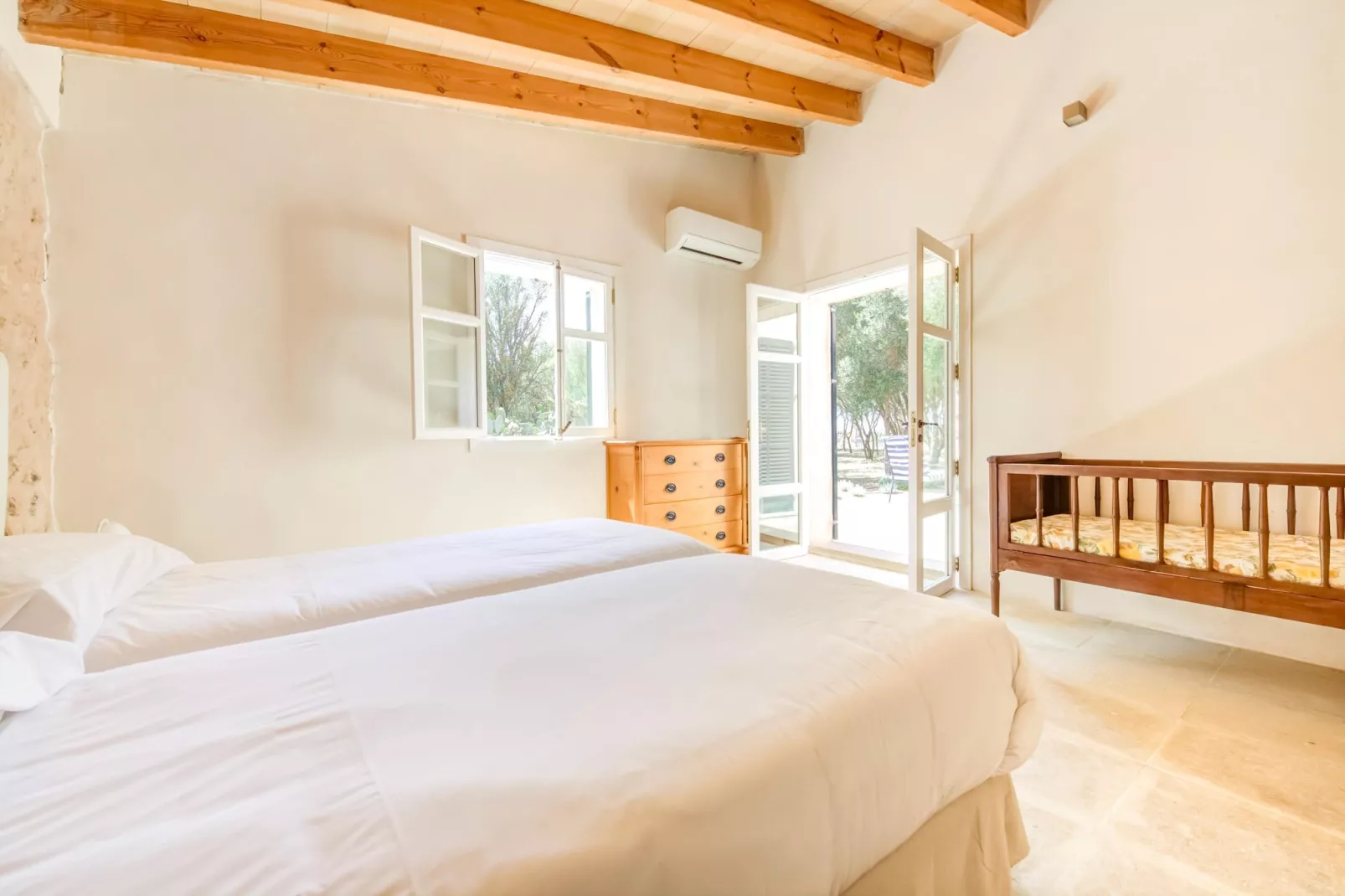 Gallinero-Bedroom