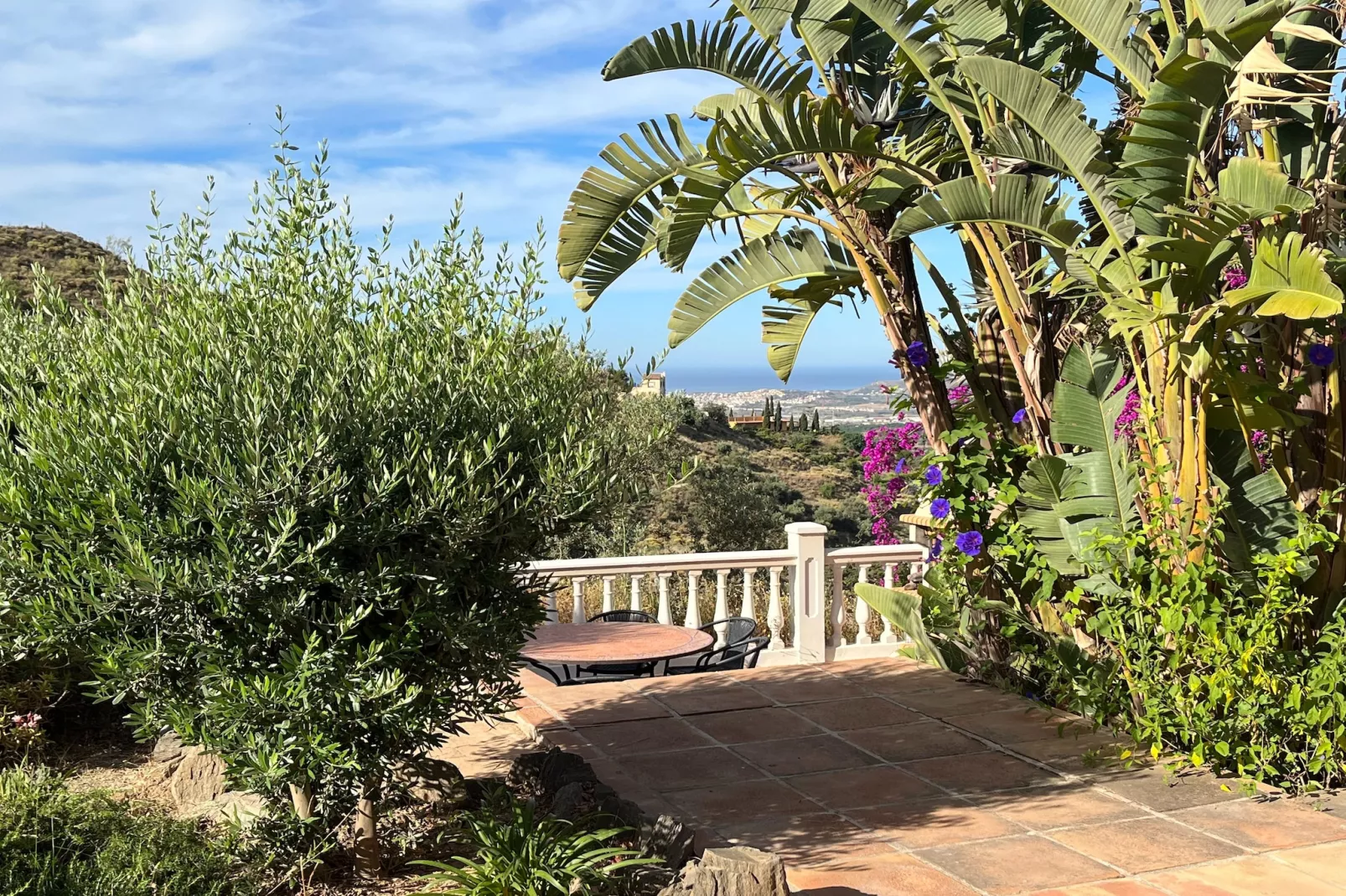 Las Casillas I   / 6 pers-Gardens summer