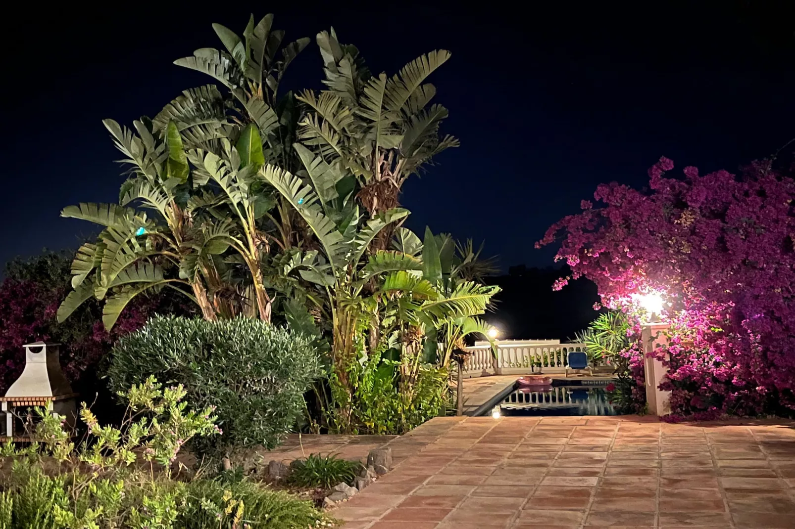 Las Casillas I   / 6 pers-Gardens summer
