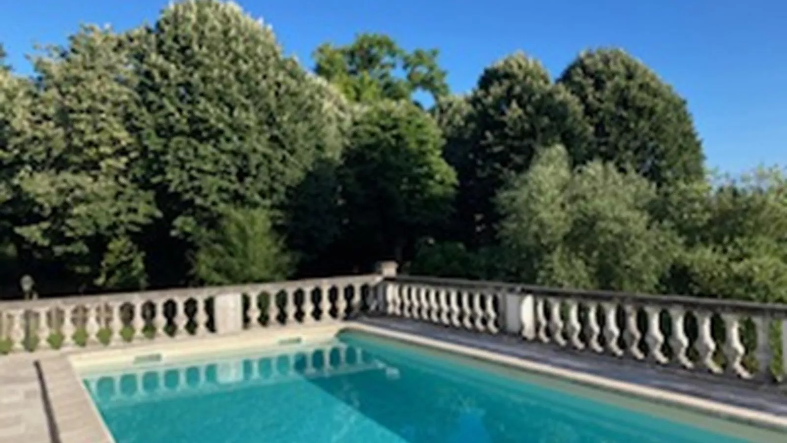 Le Moulin Neuf-Schwimmbad