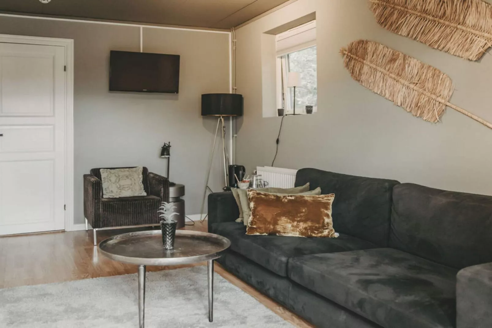 Appealing vacation home with free breakfast-Indoor