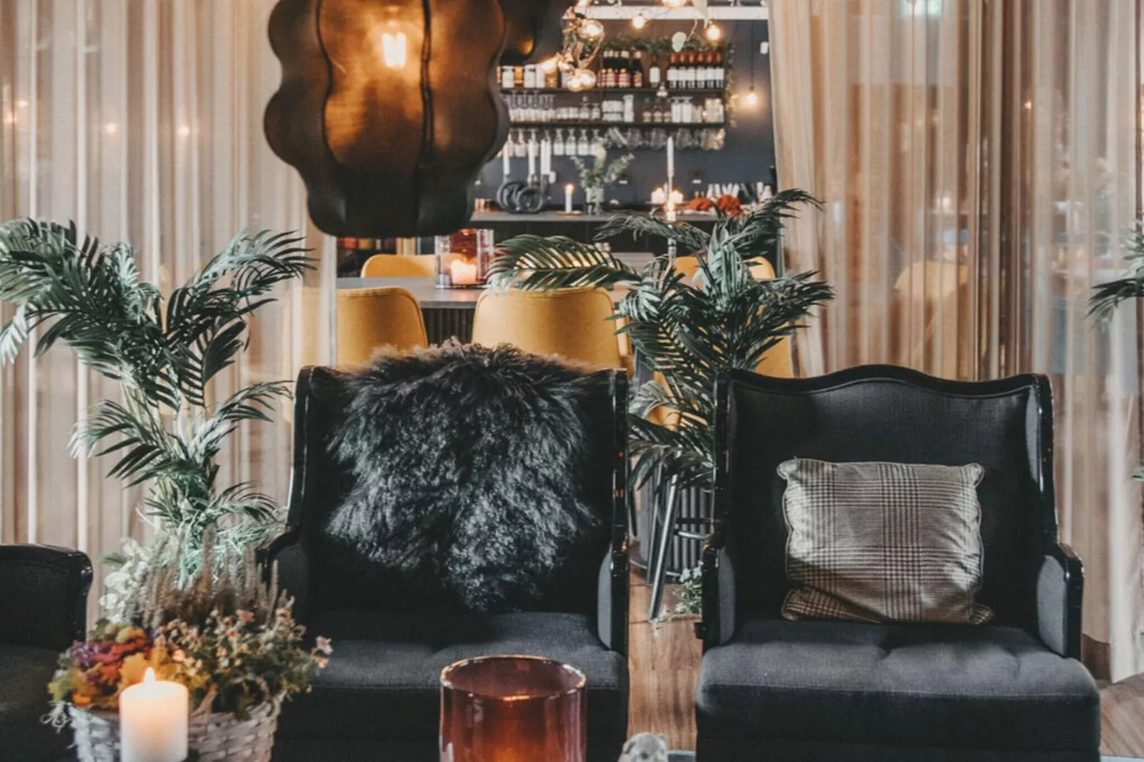 Appealing vacation home with free breakfast-Indoor
